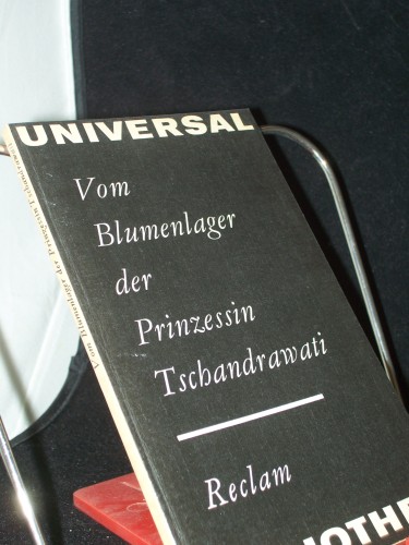 Artikelbild des Artikels “Vom Blumenlager der Prinzessin Tschandrawati : ind. Volkserzählungen
aus Mauritius ; aus d. Hindi / hrsg. von Prahlad Ramscharan. Übers.,
Nachw. u. Worterklärungen von Margot Gatzlaff “