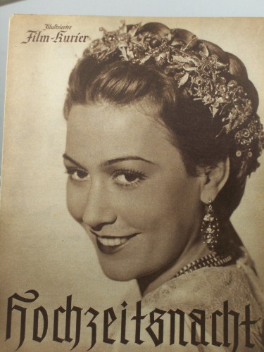 Artikelbild des Artikels “Nr. 3176, Hochzeitsnacht “