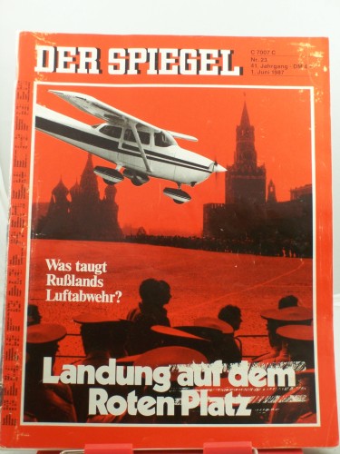 Artikelbild des Artikels “23/1987, 1. Juni, Landung auf dem roten Platz “