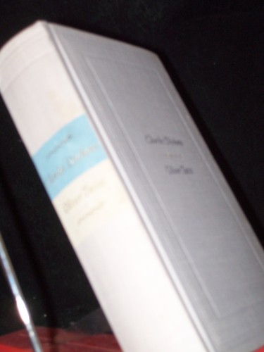 Artikelbild des Artikels “Oliver Twist / Charles Dickens. Aus d. Engl. von Reinhard Kilbel “