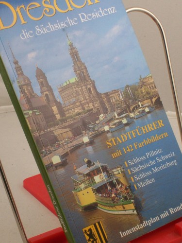 Artikelbild des Artikels “Dresden : Bildführer durch die Landeshauptstadt und ihre Umgebung ;
die sächsische Residenz ; Stadtführer mit 142 Farbbildern ; Schloss
Pillnitz, Sächsische Schweiz, Schloss Moritzburg, Meißen ;
Innenstadtplan mit Rundgang / Text: Wolfgang “
