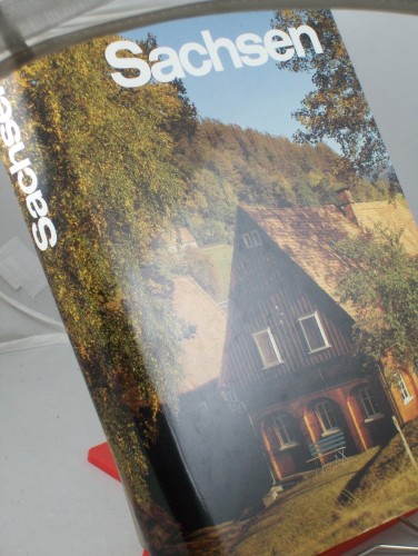 Artikelbild des Artikels “Sachsen : kultur- u. landesgeschichtl. Beiträge über d. sächs. Landschaften ; Bildbd. d. Heimat / hrsg. von Martin Lauckner ; Wolfgang Weidlich “