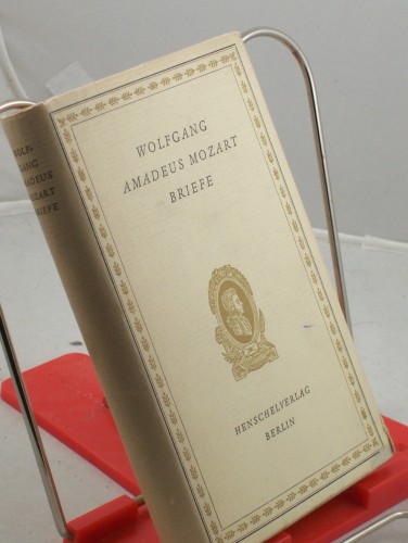 Artikelbild des Artikels “Briefe : Eine Auswahl / Wolfgang Amadeus Mozart. Hrsg. von Horst
Wandrey. Illustrationen von Heiner Vogel “