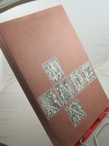 Artikelbild des Artikels “Meisterwerke alter Druckgraphik aus der Staatsgalerie Stuttgart : zum
100. Geburtstag d. Stifters Max Kade ; Graph. Sammlung, Staatsgalerie
Stuttgart, 9. Dezember 1982 - 13. Februar 1983 / Stuttgarter
Galerieverein e.V. Katalogbearb. Heinri “