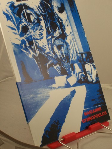 Artikelbild des Artikels “Marianne Gymnopoulos :... u. morgen steigen wir auf d. Olymp ;
Arbeiten 1986/87 ; Städt. Museum Flensburg, 15. Nov. 1987 - 17. Jan.
1988 ; Textilmuseum Neumünster, 21. Nov. - 31. Dez. 1987 / Texte: U.
Schulte-Wülwer ; Lutz Casper “