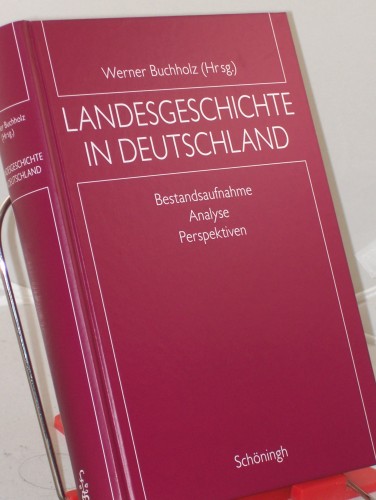 Artikelbild des Artikels “Landesgeschichte in Deutschland : Bestandsaufnahme - Analyse -
Perspektiven / Werner Buchholz (Hrsg.) “