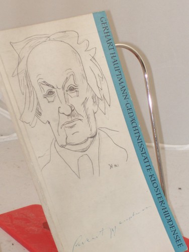 Artikelbild des Artikels “Führer durch die Gerhart Hauptmann-Gedächtnisstätte Kloster auf
Hiddensee : Zugleich e. Einf. in Wesen u. Werk d. Dichters / Gustav
Erdmann. Bilder: Karl Ebbinghaus u.a. “