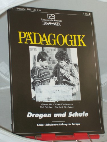 Artikelbild des Artikels “12/1989, Drogen und Schule “