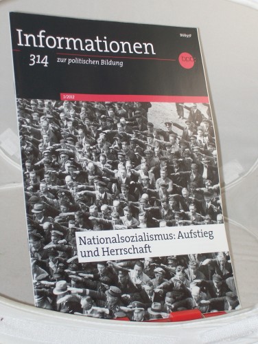 Artikelbild des Artikels “1/2012, Nationalismus: Aufstieg und Herrschaft “