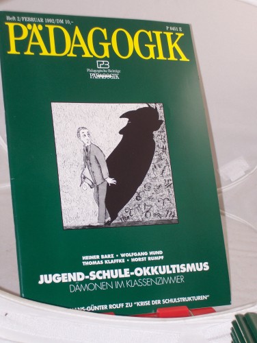 Artikelbild des Artikels “2/1992, Jugend- Schule-Okkultismus “