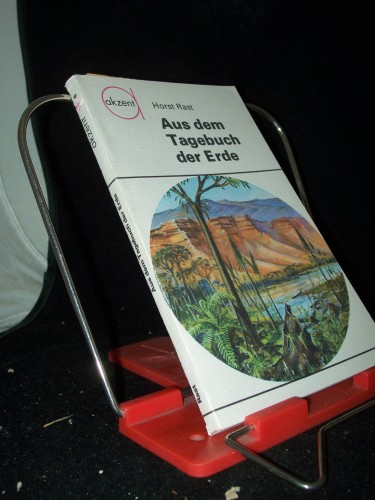 Artikelbild des Artikels “Aus dem Tagebuch der Erde / Horst Rast. Die Illustrationen schufen
Adelhelm Dietzel u. Hans-Jürgen Ehricht “