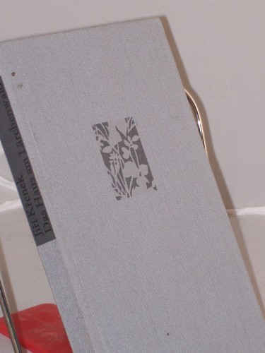 Artikelbild des Artikels “Das Haus am Lärchenwald : Roman / Jiri Krenek. Aus d. Tschech. von Eleonore Schmidt “