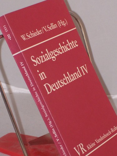 Artikelbild des Artikels “Sozialgeschichte in Deutschland. -Band. 4. Soziale Gruppen in der
Geschichte “