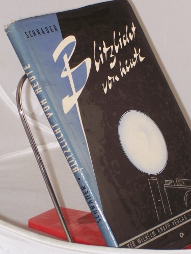 Artikelbild des Artikels “Blitzlicht von heute / Horst Schrader “