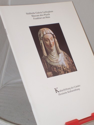 Artikelbild des Artikels “Die hochmittelalterliche Anna-Selbdritt-Gruppe / Autor: Herbert Beck.
Städtische Galerie Liebieghaus, Museum Alter Plastik Frankfurt am
Main “