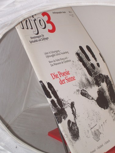 Artikelbild des Artikels “2/2000, Die Poesie der Sinne “