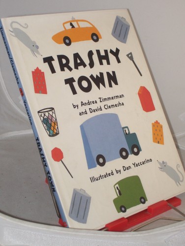Artikelbild des Artikels “Trashy Town (Englisch) Gebundene Ausgabe “