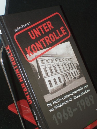 Product image of the product “Reichert, Steffen: Unter Kontrolle. - 2 ”