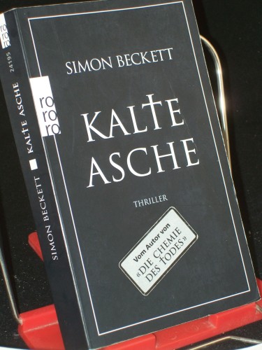 Artikelbild des Artikels “Kalte Asche : Thriller / Simon Beckett. Dt. von Andree Hesse “