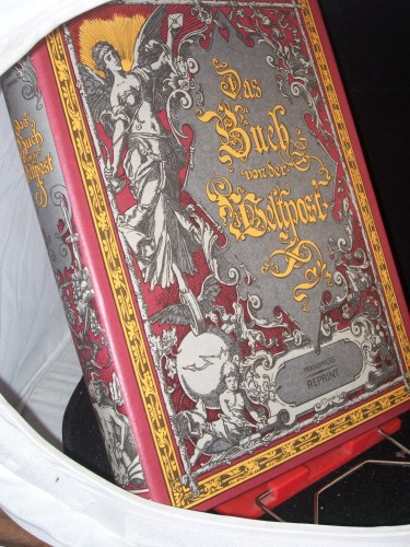 Artikelbild des Artikels “Das Buch von der Weltpost : Entwickelung u. Wirken d. Post u. Telegraphie im Weltverkehr / von O. Veredarius “