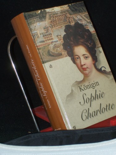 Artikelbild des Artikels “Königin Sophie Charlotte von Preußen : ein historischer Roman /
Frieda von Oppeln “