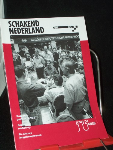 Artikelbild des Artikels “6, 95-5, KASPAROV GEKLOPT BIJ VSB; COMPUTERS RUKKEN OP; DE NIEUWE
JEUGDKAMPIOENEN “