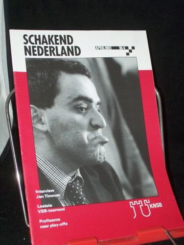 Artikelbild des Artikels “4/5 96-4; INTERVIEW JAN TIMMAN; LAATSTE VSB TOERNOOI; PROFTEAMS NEAR
PLAY OFFS “