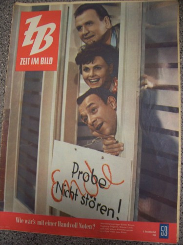 Artikelbild des Artikels “5/1960 Wie wärs mit einer Handvoll Noten, nationalpreisträger
Günter Simon ingeborg Dirgardt Werner Lierk und viele andere
Filmschauspieler servieren ihre neuen Filme “