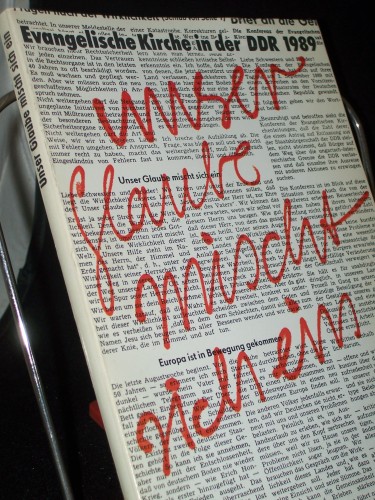 Artikelbild des Artikels “Unser Glaube mischt sich ein... : Evangelische Kirche in der DDR 1989 ; Berichte, Fragen, Verdeutlichungen / hrsg. von Jörg Hildebrandt und Gerhard Thomas “
