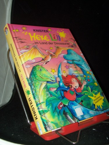 Artikelbild des Artikels “Hexe Lilli im Land der Dinosaurier : [mit dinostarken Zaubertricks!] / Knister. Mit Ill. von Birgit Rieger “