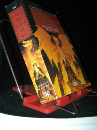 Artikelbild des Artikels “Das Vermächtnis des Rings : neue fantastische Geschichten J. R. R.
Tolkien zu Ehren / Stefan Bauer, Hrsg. Mit Zeichn. von Johann Peterka “