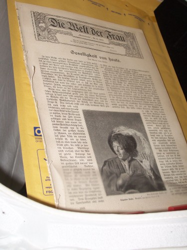 Artikelbild des Artikels “No 5, 1913, Loseblattsammlung mit zahlreichen schwarz weiß
Abbildungen “