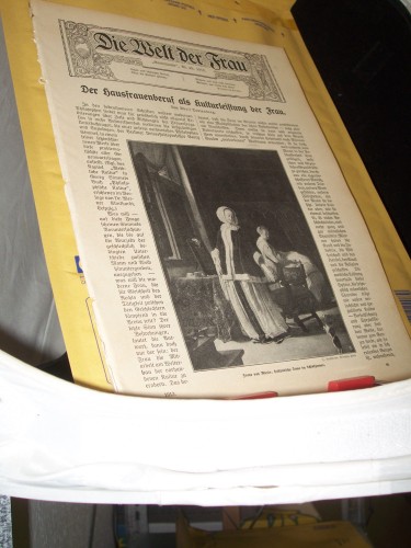 Artikelbild des Artikels “No 45, 1913, Loseblattsammlung mit zahlreichen schwarz weiß
Abbildungen “