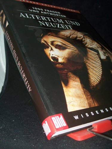 Artikelbild des Artikels “Altertum und Neuzeit : 1000 Fragen und Antworten / Bertelsmann-Lexikon-Institut. [Red. Leitung: Florian von Heintze] “