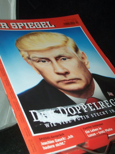 Artikelbild des Artikels “10/2017, Der Doppelregent, Wie viel Putin steckt in Trump “