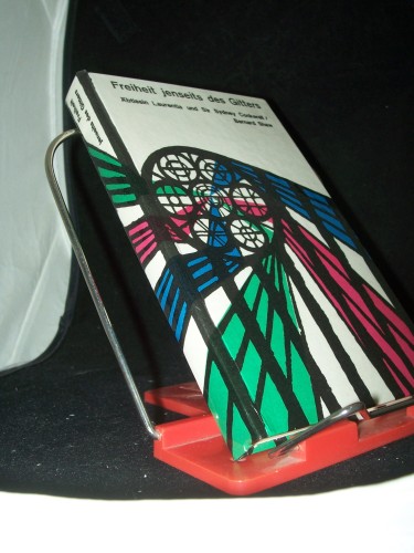 Artikelbild des Artikels “Freiheit jenseits des Gitters : Äbtissin Laurentia Mc Lachlan v. Stanbrook [u. Sir Sydney Cockerell/Bernard Shaw] / [Von] d. Benediktinerinnen v. Stanbrook. [Nach d. Übers. v. Jakob Laubach] “