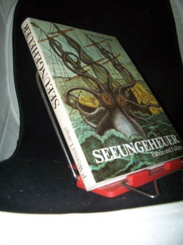 Artikelbild des Artikels “Seeungeheuer : Fabeln u. Fakten / P. Werner Lange. Illustrationen nach
zeitgenöss. Vorlagen gezeichnet von Lutz E. Müller “