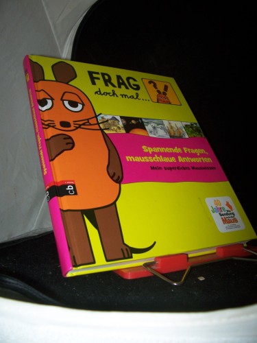 Artikelbild des Artikels “Spannende Fragen, mausschlaue Antworten : mein superdickes Mauswissen
/ [Texte von: Christoph Biemann... Innenill. von: Johann
Brandstetter... Red.: Anette Weiß] “