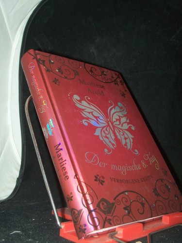 Artikelbild des Artikels “Verborgene Kräfte / Marliese Arold “