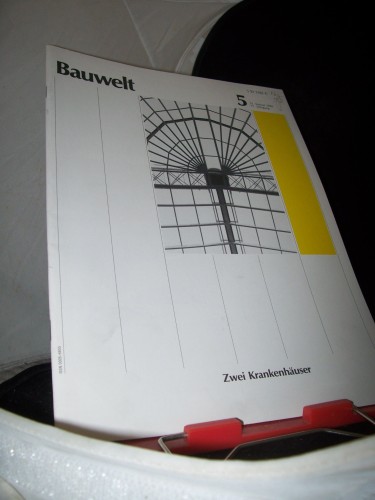 Artikelbild des Artikels “5/1986 zwei Krankenhäuser “