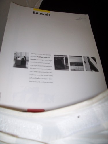 Artikelbild des Artikels “45/2003 Parkhaus und Leitzentrale “