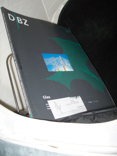 Artikelbild des Artikels “11/1999 Glas “