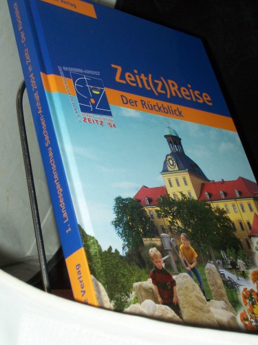 Artikelbild des Artikels “Zeit(z)Reise : die Landesgartenschau 2004 in Zeitz ; der Rückblick / 1. Landesgartenschau Sachsen-Anhalt 2004. [Hrsg.: Landesgartenschau Zeitz 2004 GmbH, Zeitz]. Ingo Röske-Wagner “