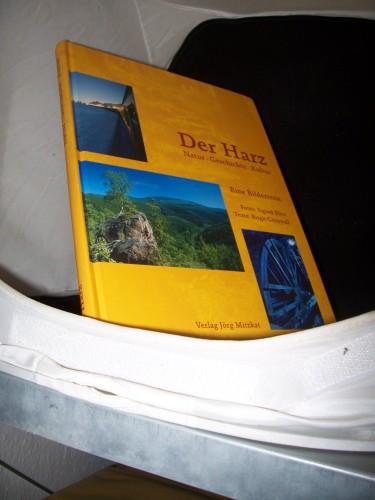 Artikelbild des Artikels “Der Harz : Natur - Geschichte - Kultur ; eine Bilderreise / Fotos: Sigurd Elert. Texte: Birgit Czyppull “