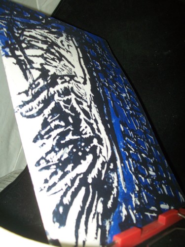 Artikelbild des Artikels “Georg Baselitz, Adler : Mappe mit 11 Radierungen, Holzschnitten und
Holzstichen ; 6. Februar 1975 ; [Ausstellung... in der Galerie Heiner
Friedrich in München] / [Hrsg.: Edition der Galerie Heiner Friedrich] “