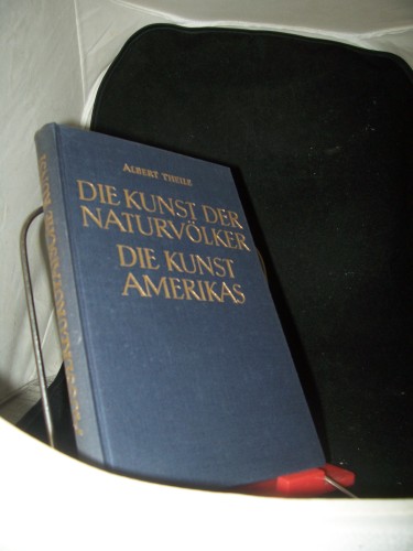 Artikelbild des Artikels “Theile, Albert: Die Kunst der aussereuropäischen Völker Teil: Bd. 1.
T. 1.2., Die Kunst der Naturvölker Die Kunst Amerikas “