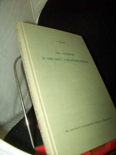 Artikelbild des Artikels “Die Vitamine in der Diät- und Küchenpraxis : Mit 80 Tab. im Text u.
185 Rezeptbeisp. f. vitaminreiche Zusatzgerichte / F. Heepe. Mit e.
Geleitw. von W. H. Hauss “