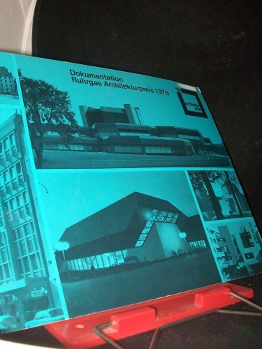 Product image of the product “Dokumentation Ruhrgas Architekturpreis 1975 ”