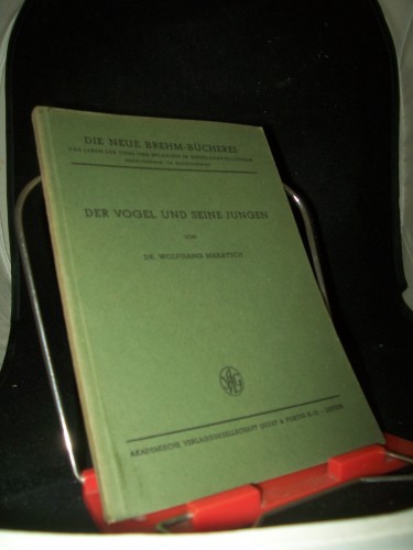 Artikelbild des Artikels “Der Vogel und seine Jungen / Wolfgang Makatsch. Mit Aufnahmen von G.
van Beusekom [u.a.] “