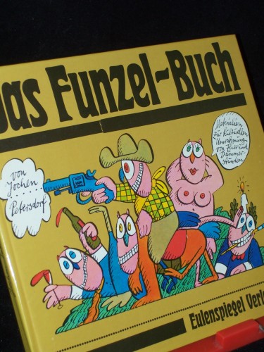 Artikelbild des Artikels “Das Funzel-Buch : Materialien zur kulturellen Umrahmung von Feier- u.
Dämmerstunden / Jochen Petersdorf. Zeichn.: Manfred Bofinger “